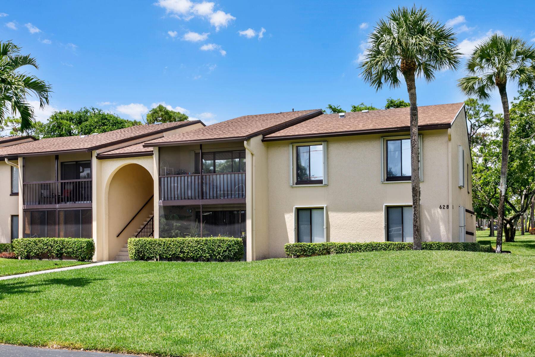 This serene 2 bedroom 2 bath Lakefront apartment is located on the corner of the second floor.