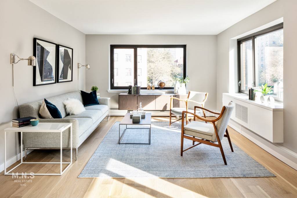 Limited promotion, reduced price on a 2 bedroom next to Central Park !