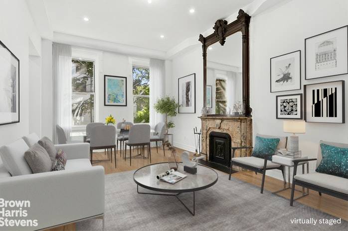 Fantastic 2BR Flex 3BR 2Bth available on one of the most desirable blocks in Brooklyn Heights.