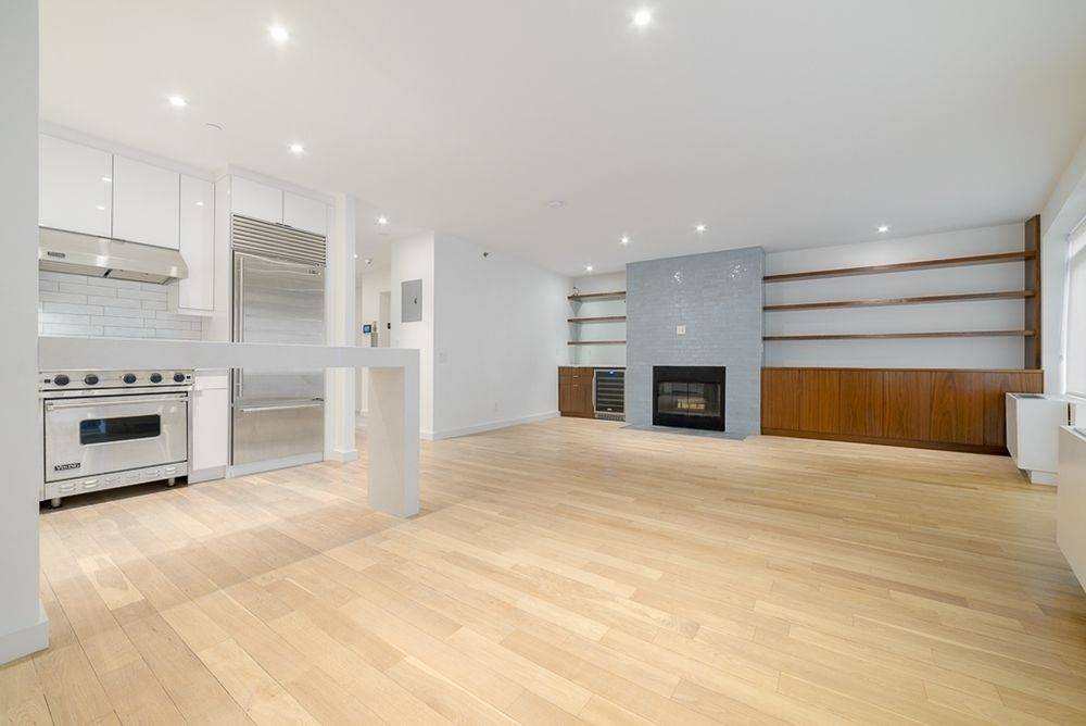Modern Duplex Converted Condo with two floors of 2, 000 Sq.