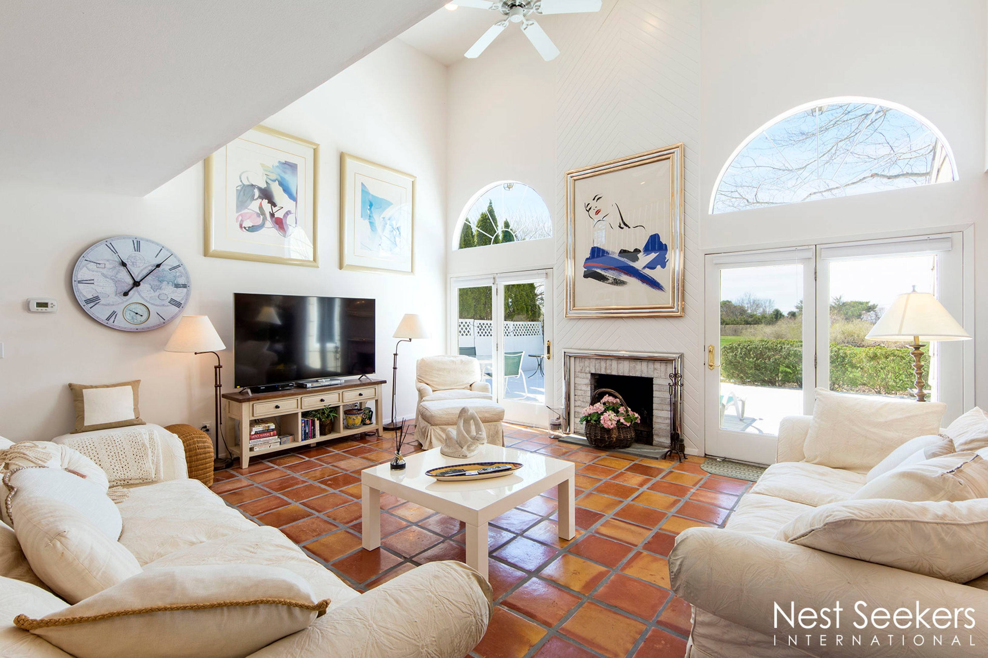 Price Reduction!  Great Location, Great View, Great Space