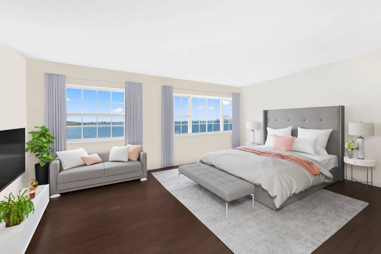 Beautiful condo in Gated Community with direct views of NYC Skyline.