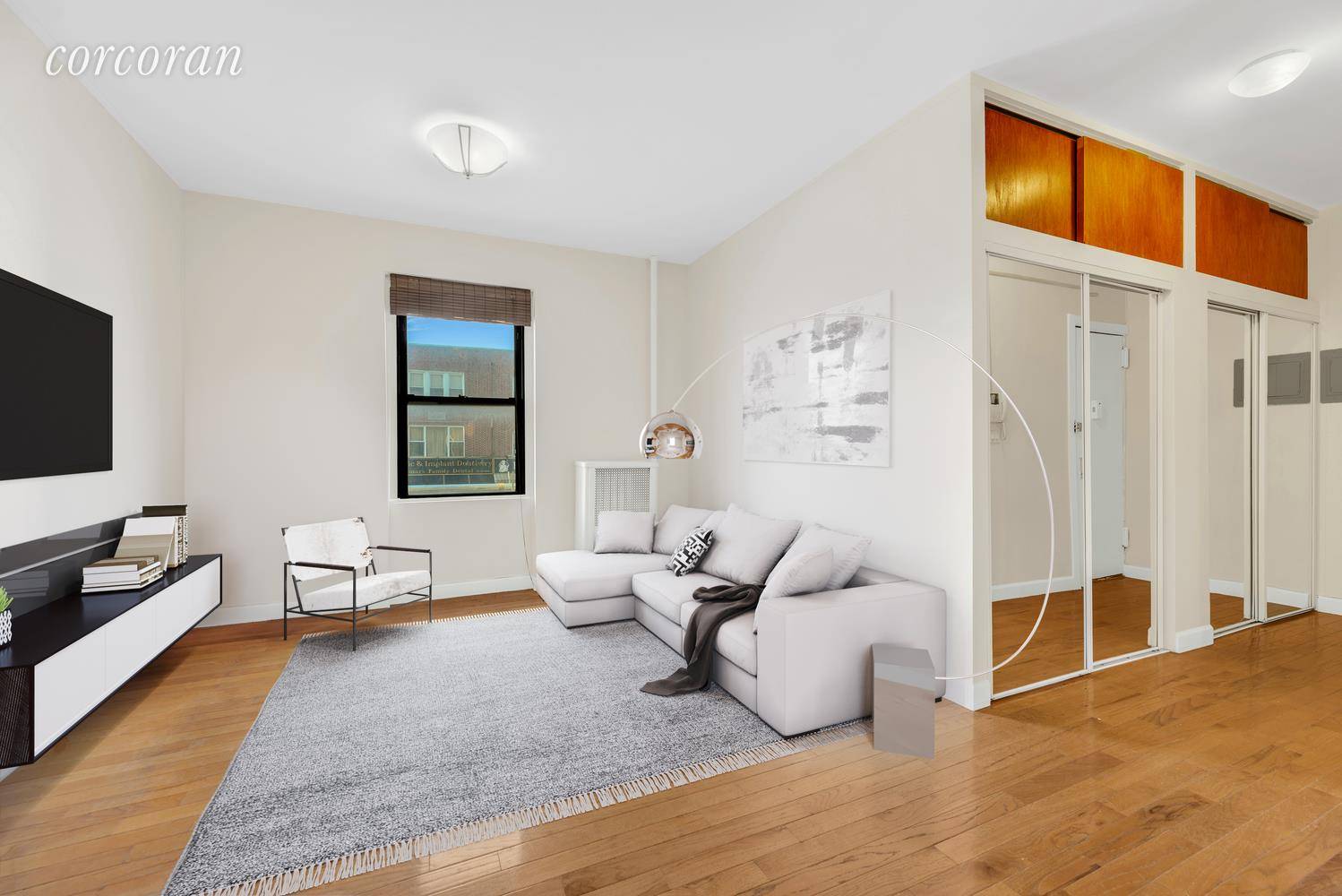 Corner spacious 2Br apartment located in Prime Astoria location.