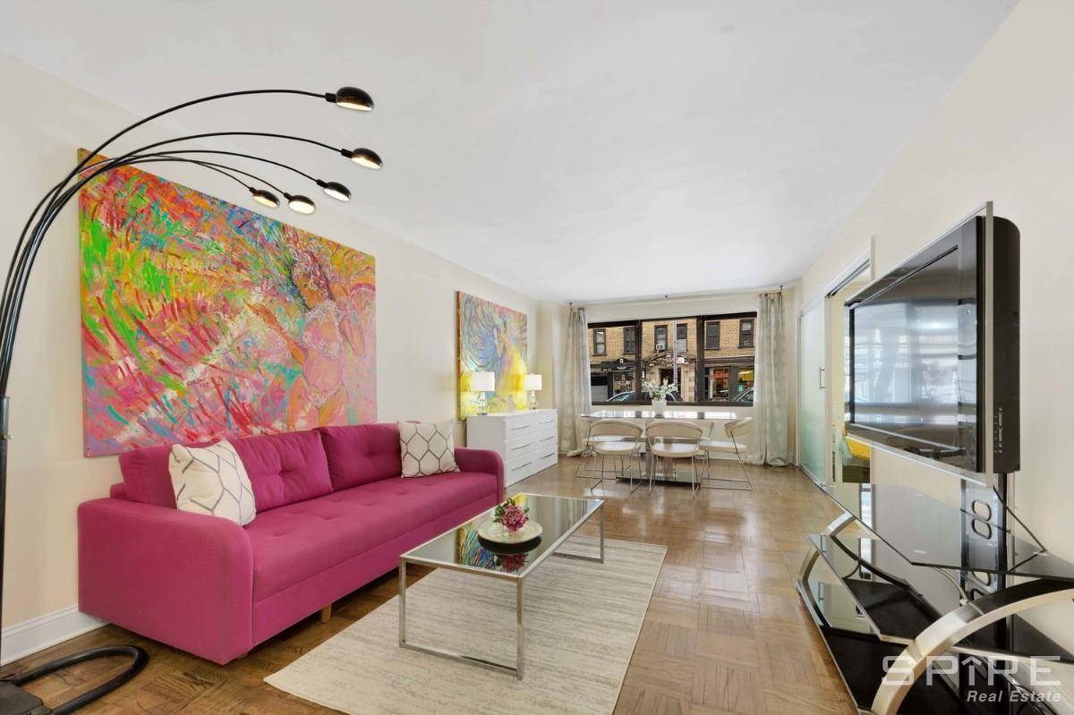 Major Price Reduction ! Step into this tastefully renovated JR 4 located at the prestigious Victoria House and you'll instantly want to call it home !