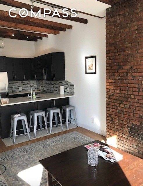 Stunning 2Br duplex with Private Rooftop Terrace, located near all trains on one of the historic Brownstone blocks in LIC's Hunter's Point.