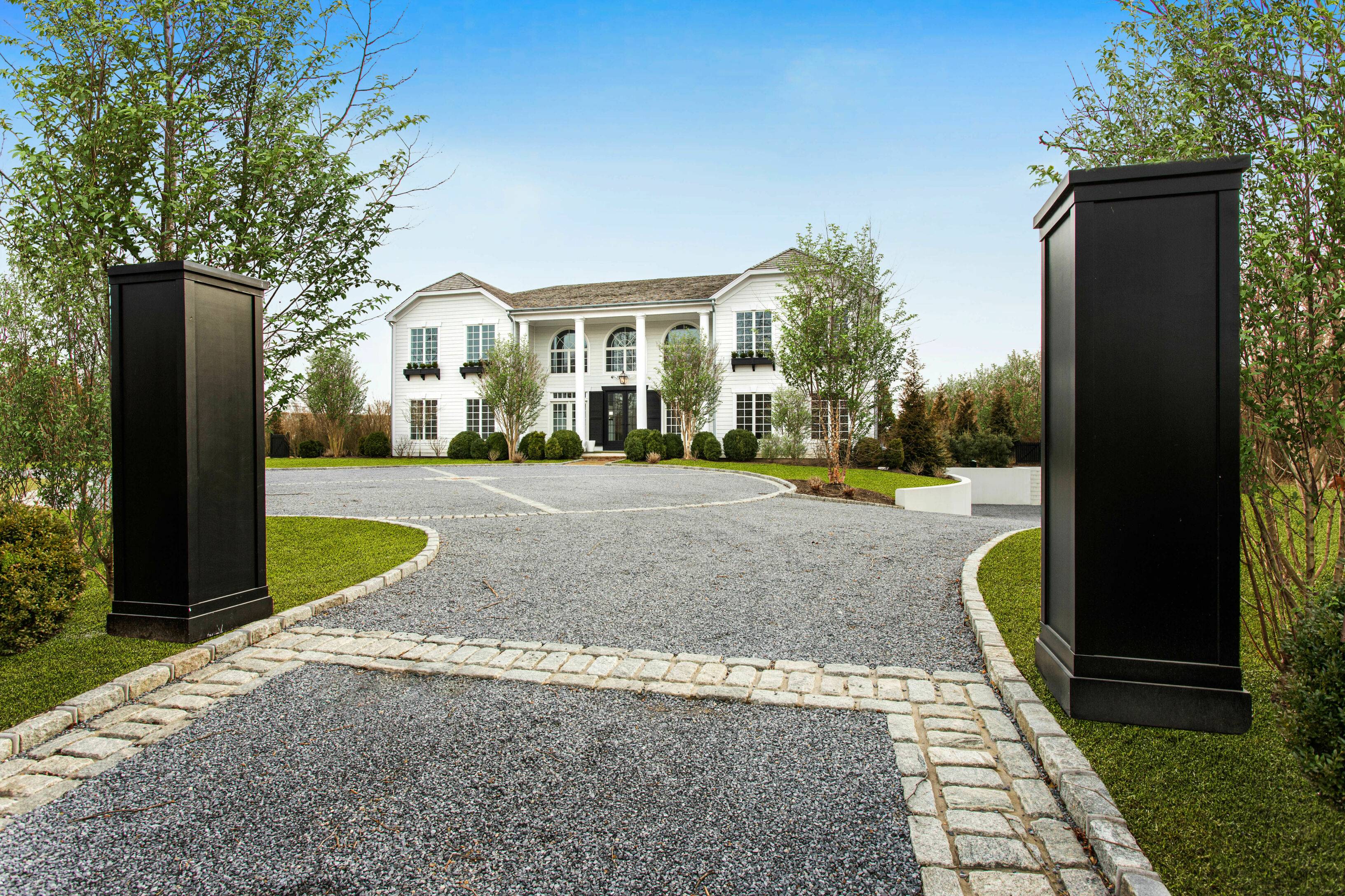 Pond Front Estate in Southampton 