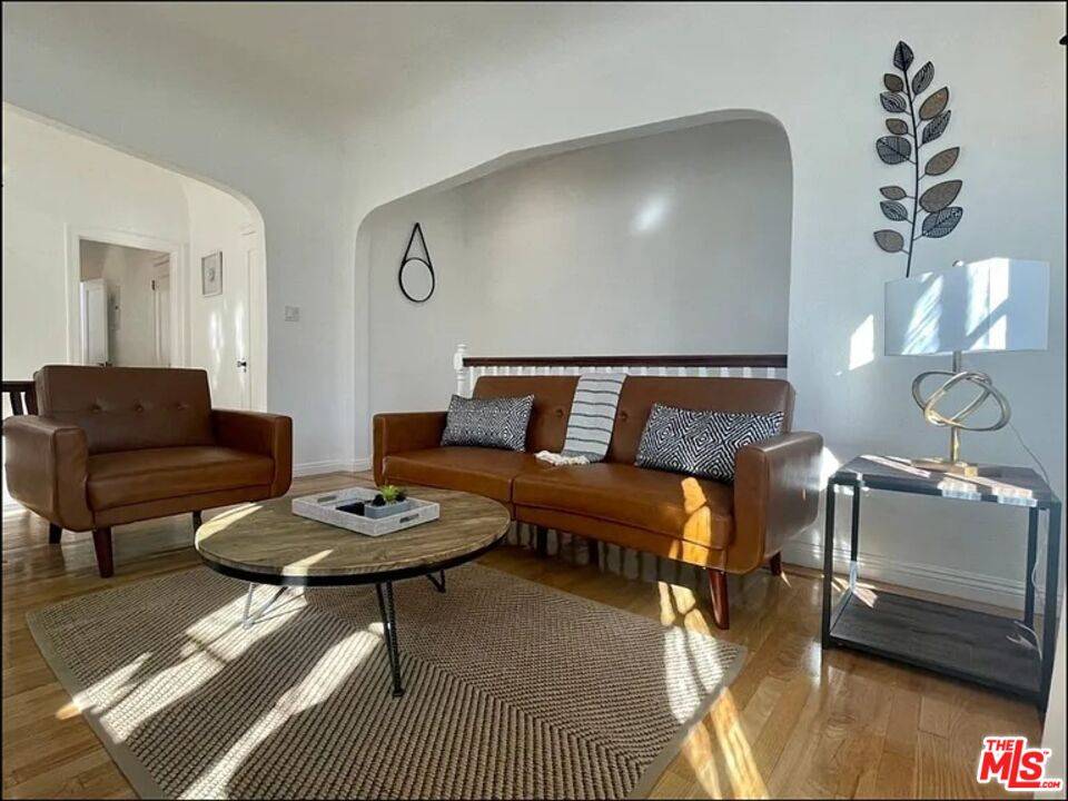 1118   10th St 1.0 Santa Monica LA