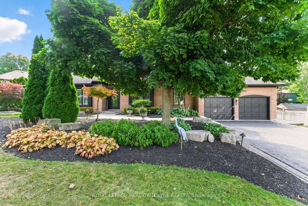 Looking for a fully updated bungalow in Carlisle ?