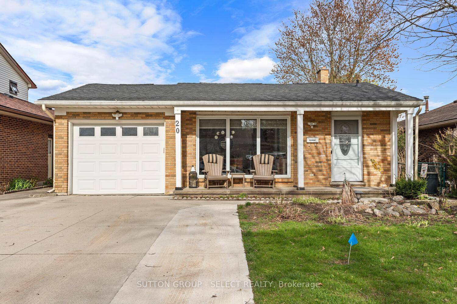Gorgeous Walkout 4 Bedroom Den Back Split with 3 Full Baths in a family oriented neighborhood !