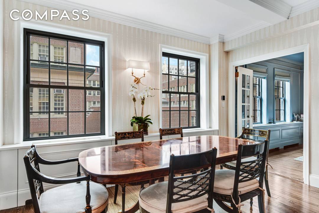 Move right in to this impeccably renovated Classic Six at 333 East 68th Street, where a meticulous, high end renovation blends prewar elegance with modern luxury.