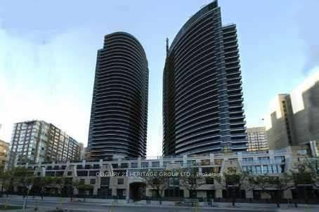 Stunning Large Corner 1 Bedroom Suite.