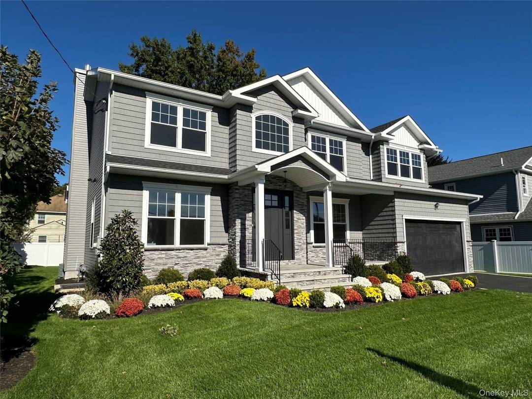 THIS BEAUTIFUL 3600SQFT 5 BEDROOM COLONIAL IS BUILT WITH SO MUCH ATTENTION TO DETAIL AND SO MANY EXTRAS ALREADY ADDED IN.