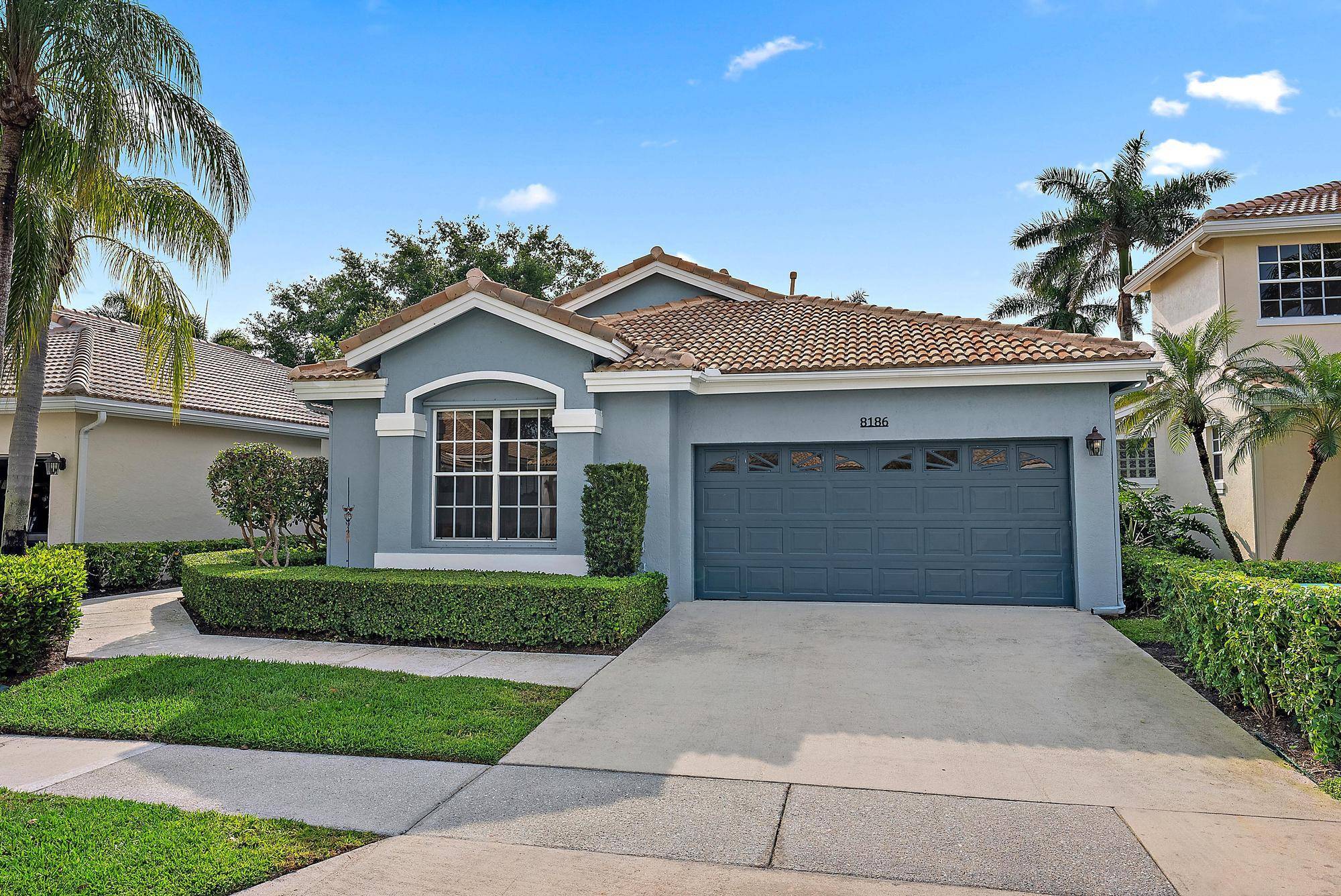 Beautifully maintained and upgraded private single family home located within walking distance of Ibis's world class amenities.