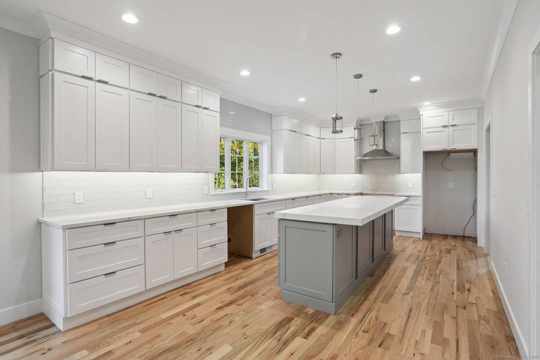 Welcome to 6 Vista Street nestled in the highly sought after Candlewood Vista Lake Community, where comfort, luxury, and lifestyle come together.