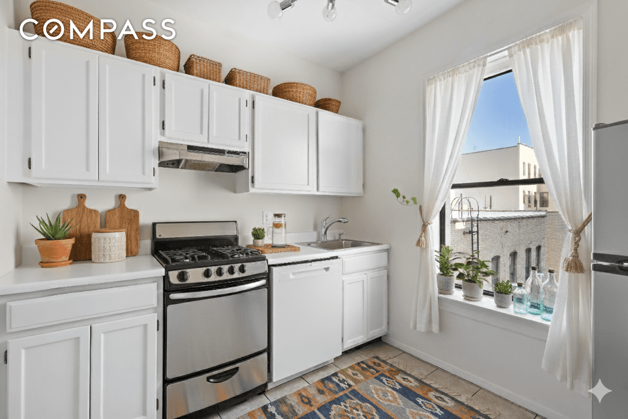 Prime Prospect Heights location across the street from the Brooklyn Museum, the Brooklyn Botanic Gardens, the central branch of the Brooklyn Public Library, and the beautiful 526 acre Prospect Park ...