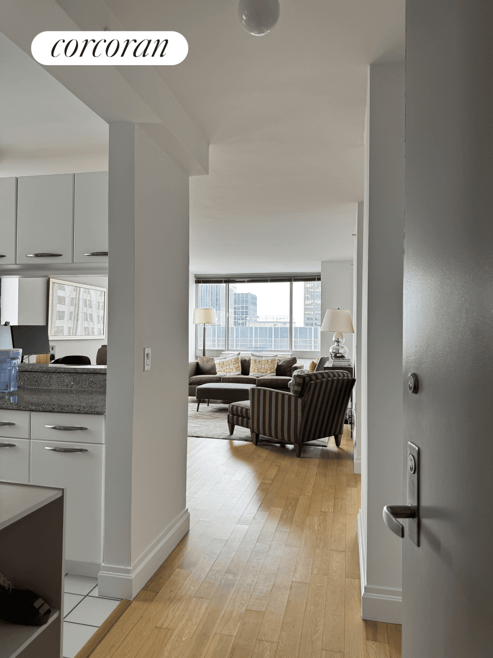 Lease Break Opportunity available July 14th Bright and spacious 1 bedroom, 1 bath residence on the 47th floor of 150 East 44th Street in the Grand Central Midtown East area.