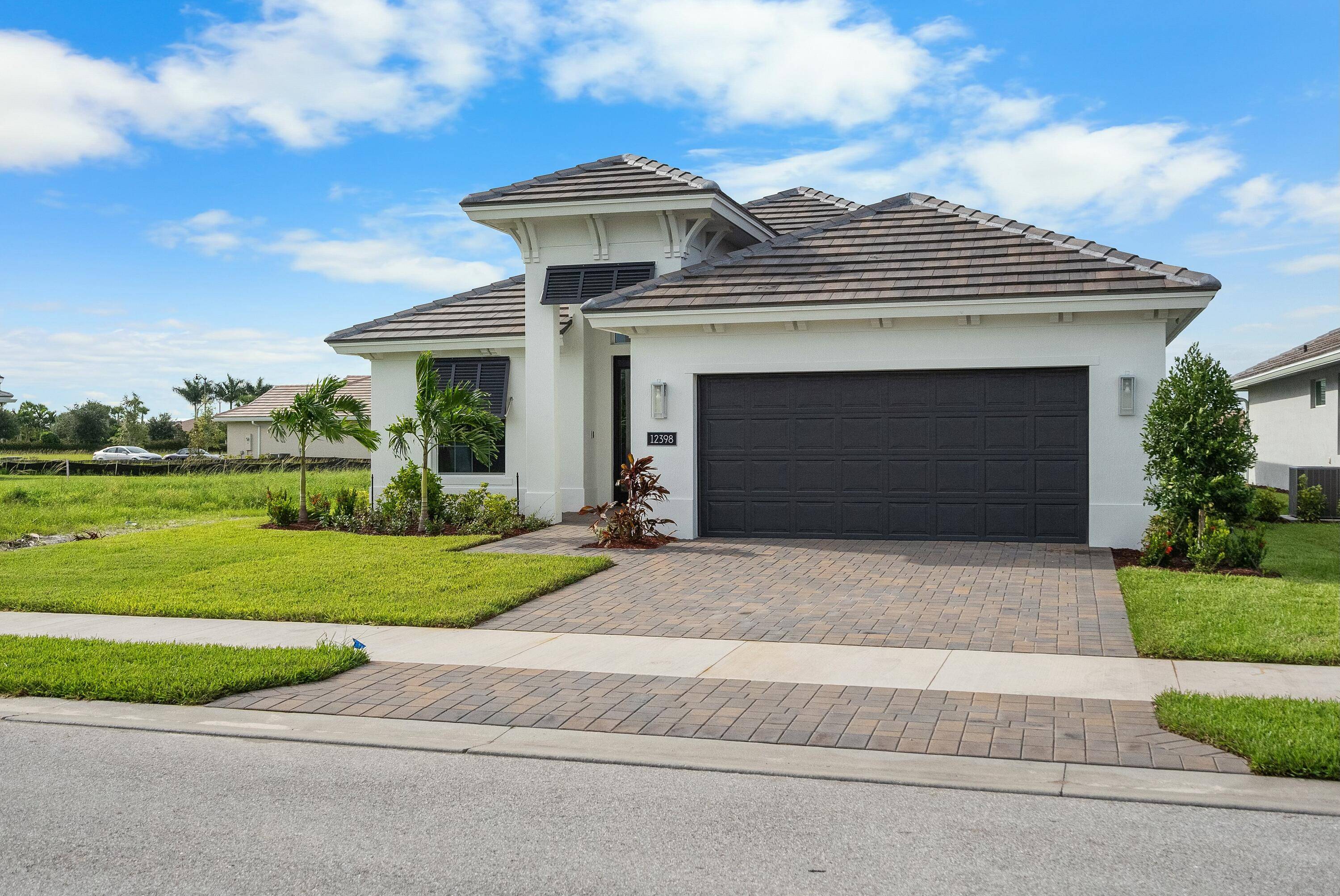 PRICE IMPROVEMENT FROM 531, 385 REDUCED to 501, 385 !