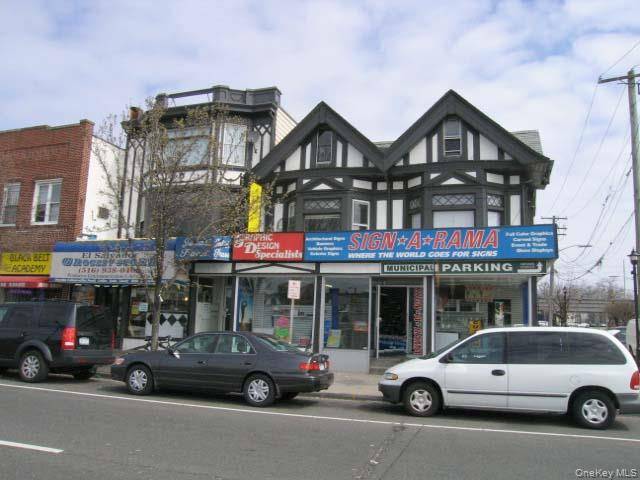 Prime Commercial Storefront for Lease South Broadway, Hicksville !