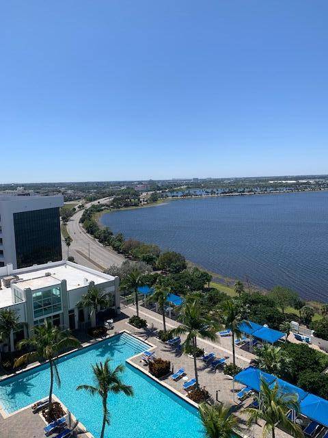 You will enjoy living in this pristine residence with industrial modern vibe.