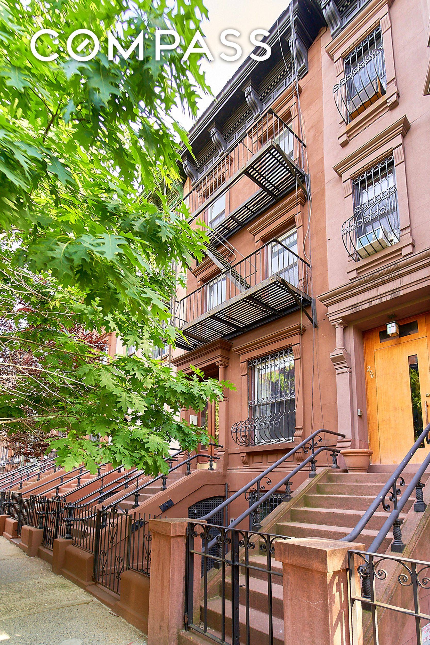 Below market Vacant Townhouse Opportunity !