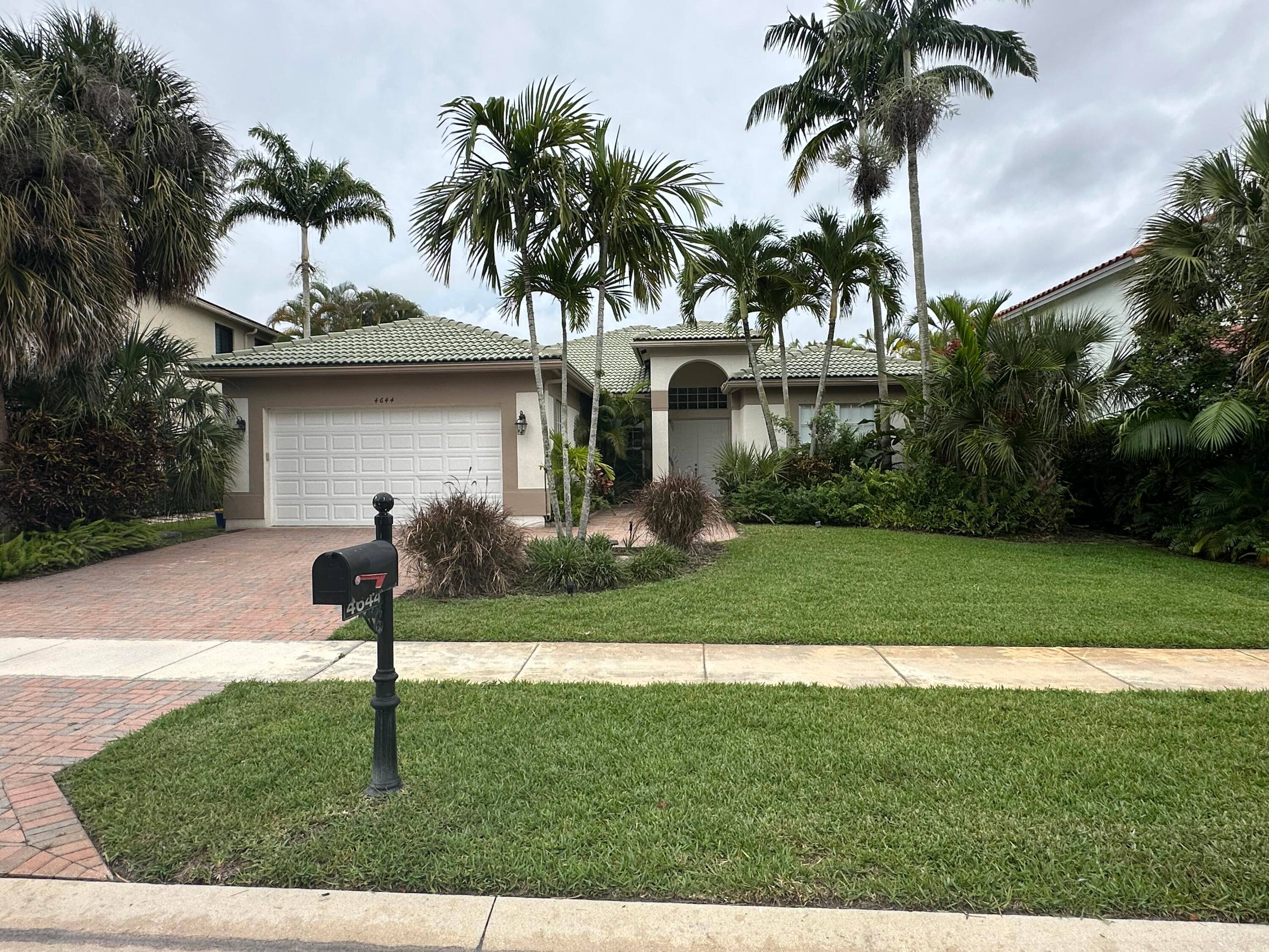 4644 Windward Cove Lane Single-Family Palm Beach