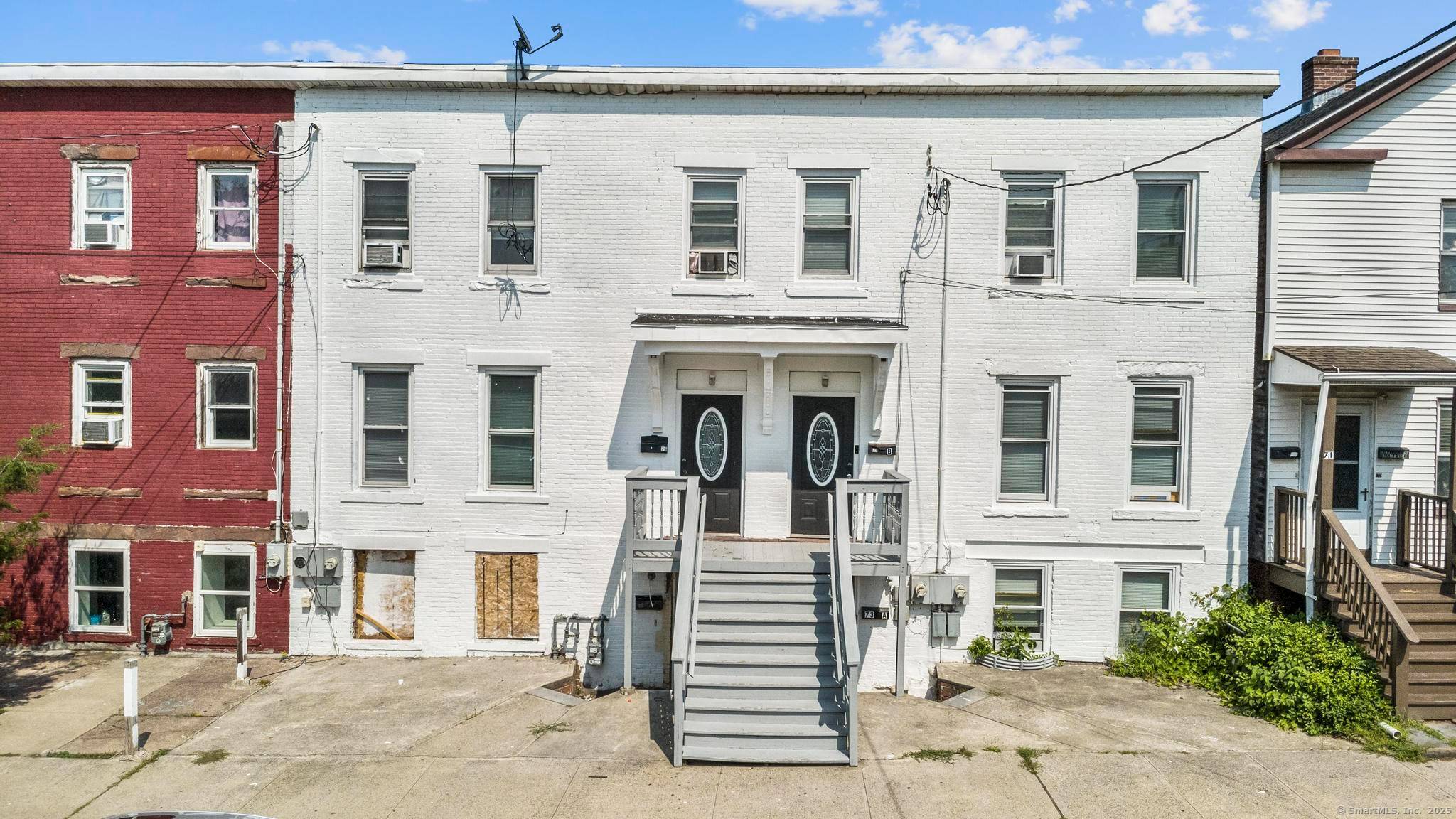 Introducing this well maintained duplex in the Fair Haven section of New Haven, featuring 1 to 2 bedrooms and 1 bathroom per unit.