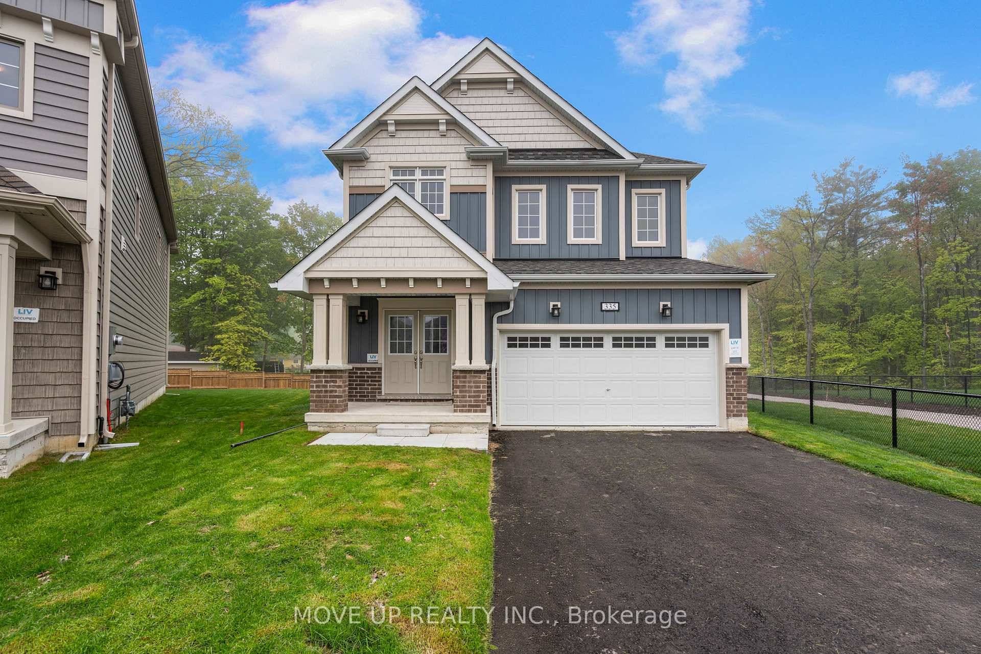Discover Your Dream Home in Muskoka !