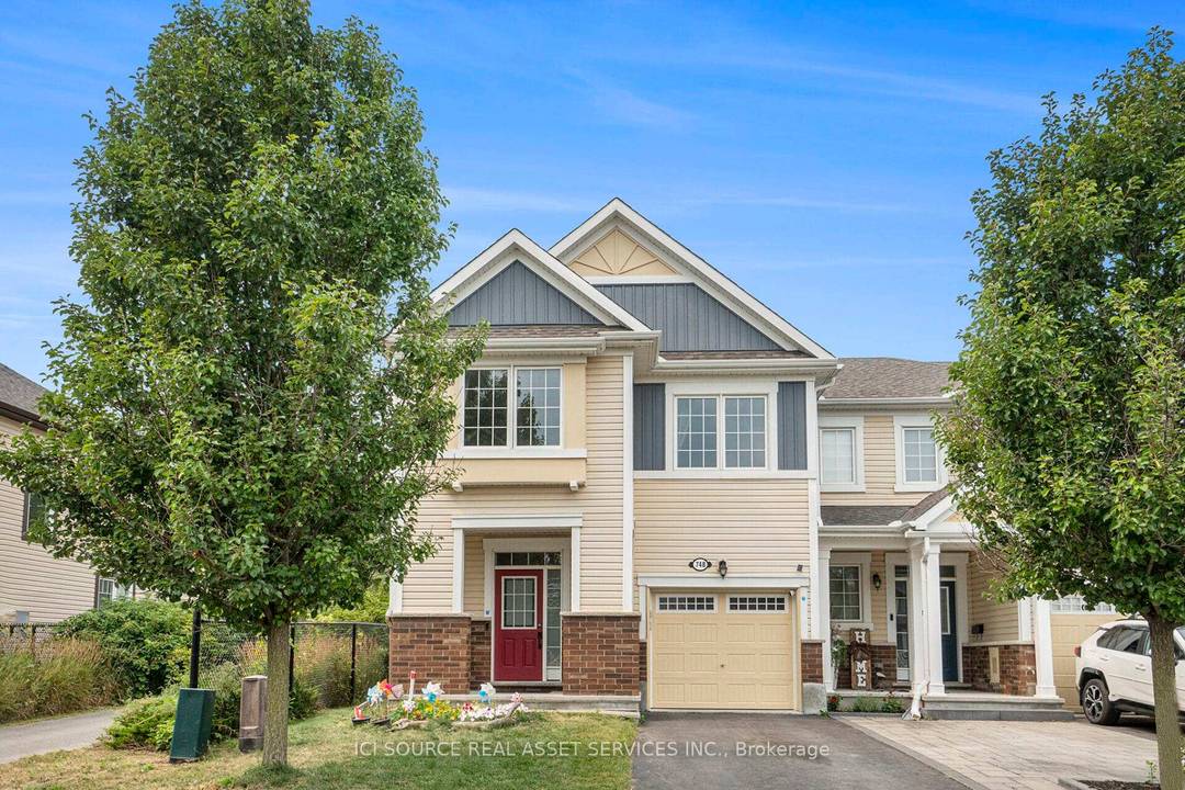 AVAILABLE SEPTEMBER 1st !