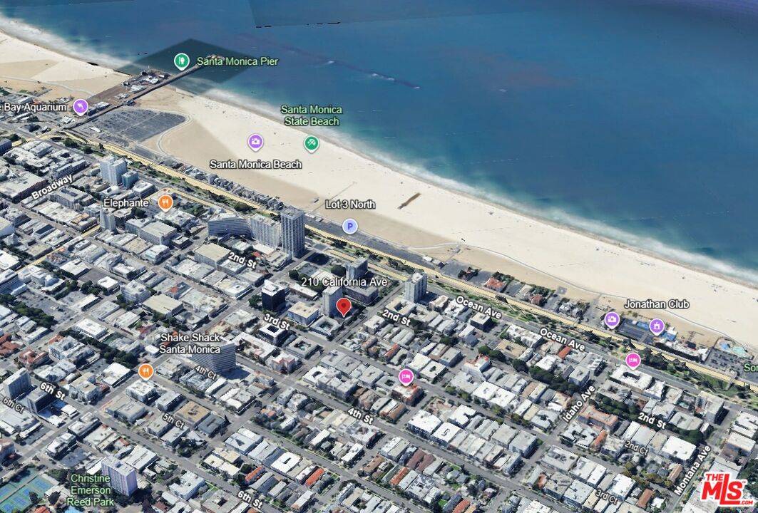 210 California Ave 16BR Santa Monica La