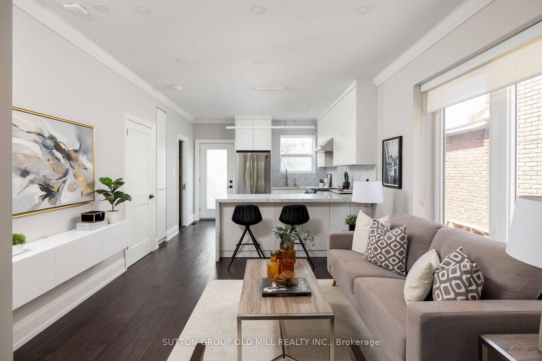 Designer Renovated Semi In Corso Italia Century Charm Meets Modern DesignThis Fully Renovated, Design Focused 3 Bedroom, 2 Bathroom Semi Detached Home Combines Century Home Charm With Updated Bones.