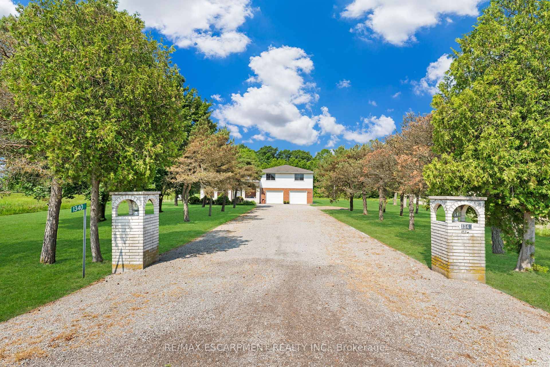 Welcome to country living on 12.