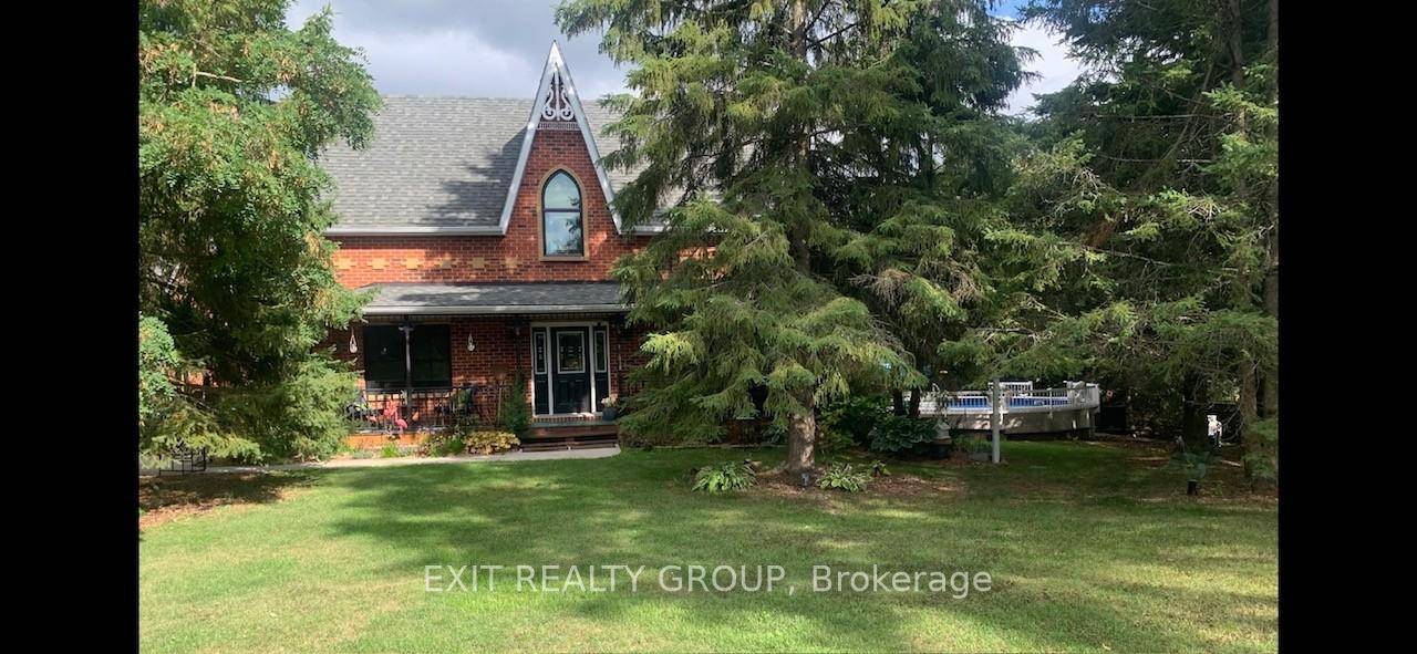 A Classic Two Storey on a Private 2.
