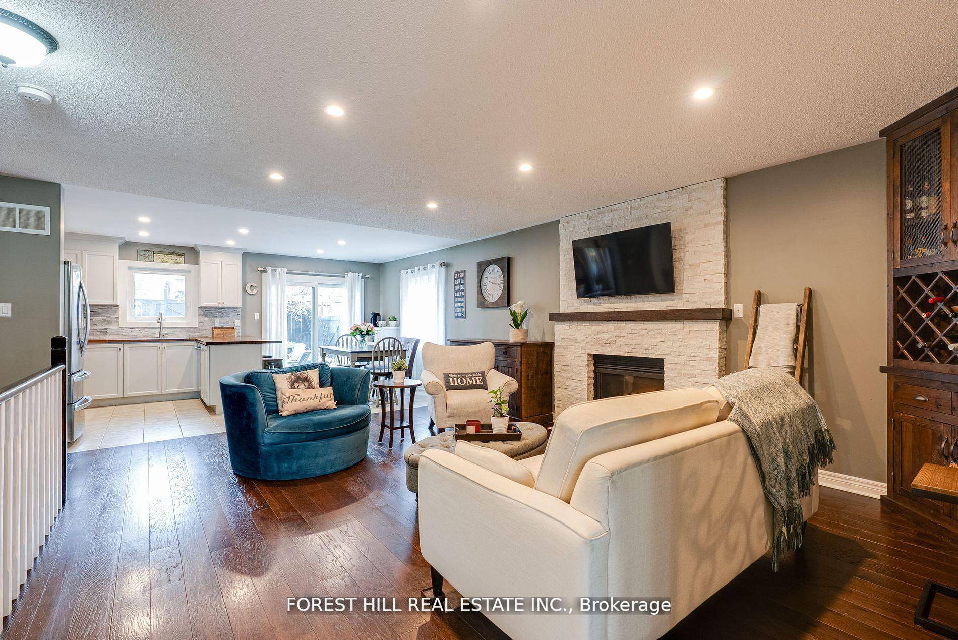 Immaculate Home In Desirable South Barrie with OVER 2, 700sqft of total living space !