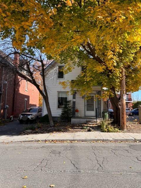 Traditional Mainstreet zoned property at 11 Melrose Ave is steps from Wellington St in the desirable neighbourhood of Hintonburg.
