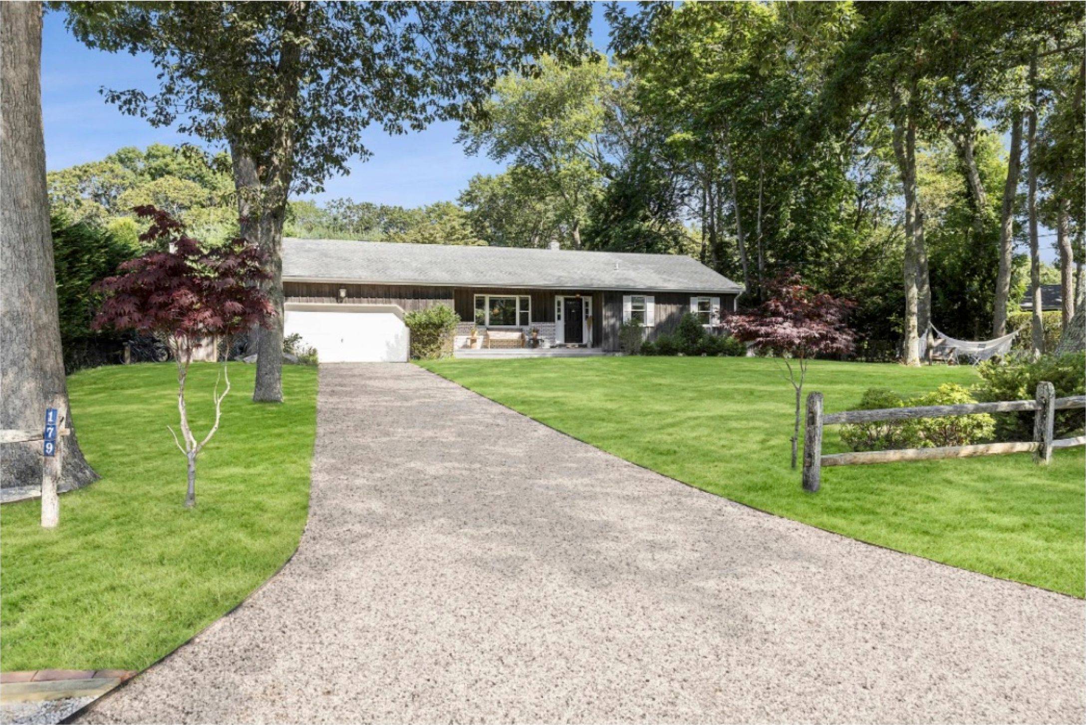 Sag Harbor 5 Bedroom Great Location With Waterviews!