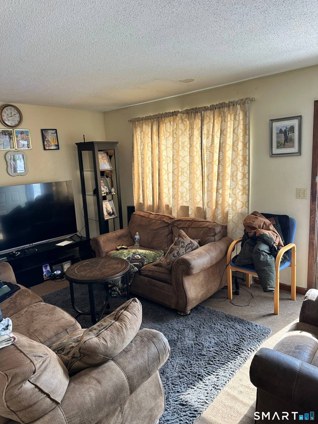 Prime Investment Opportunity 75 Franklin Avenue, Hartford, CT Don't miss this exceptional opportunity to own a fully leased 7 unit multifamily property in the heart of Hartford's Franklin Avenue corridor.