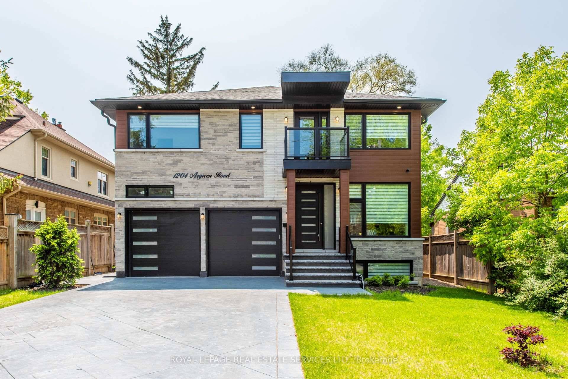 Experience The Height Of Luxury !