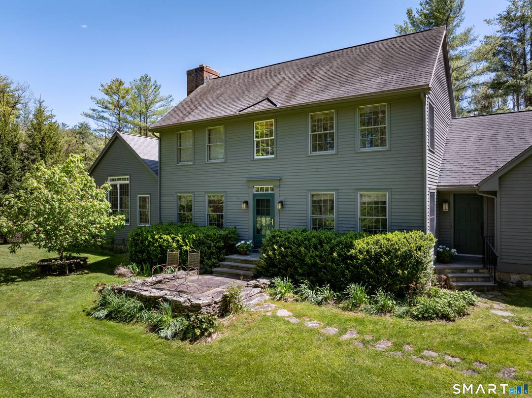 This custom country estate blends sophisticated design with classic New England warmth.