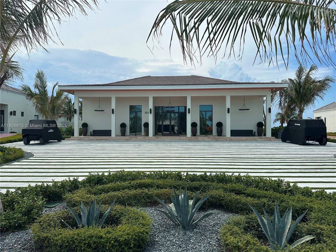 Welcome to Rockwell Island where barefoot luxury meets elevated living.