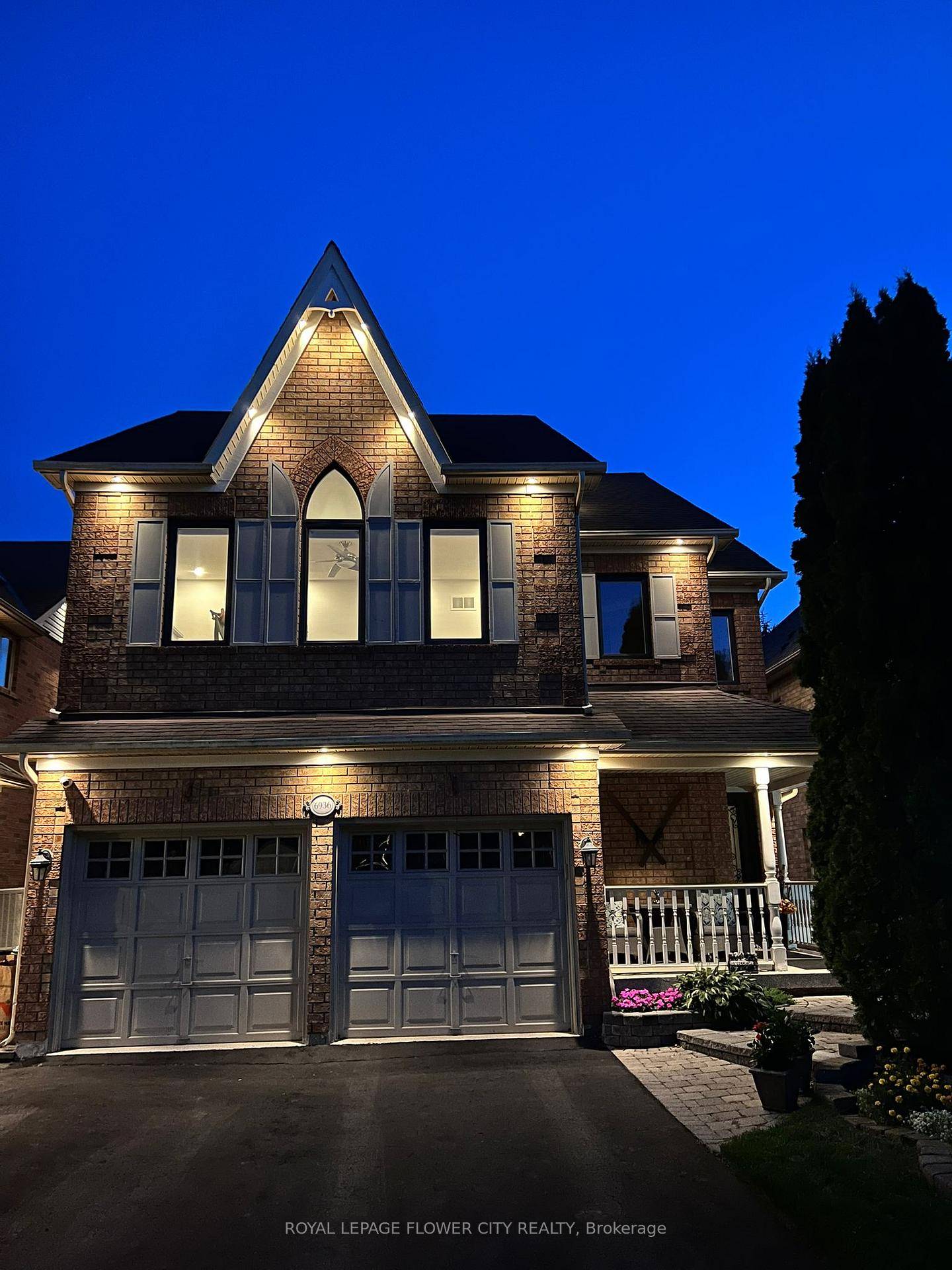 Stunning Home in Prestigious Old Meadowvale Village Heritage Neighborhood.