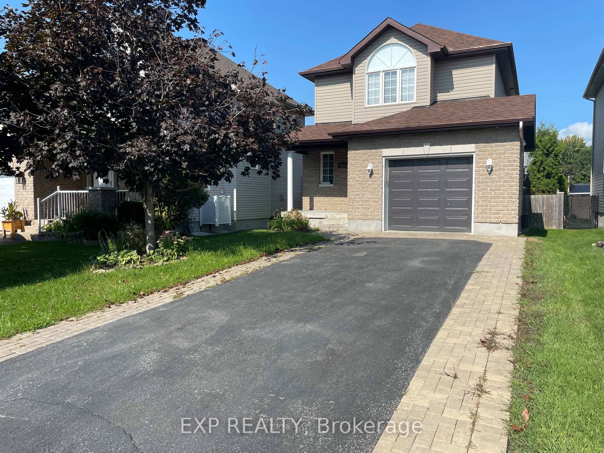 Beautifully maintained 3 bedroom, 1.