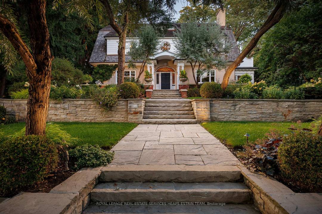 A landmark estate in St. George's Park.