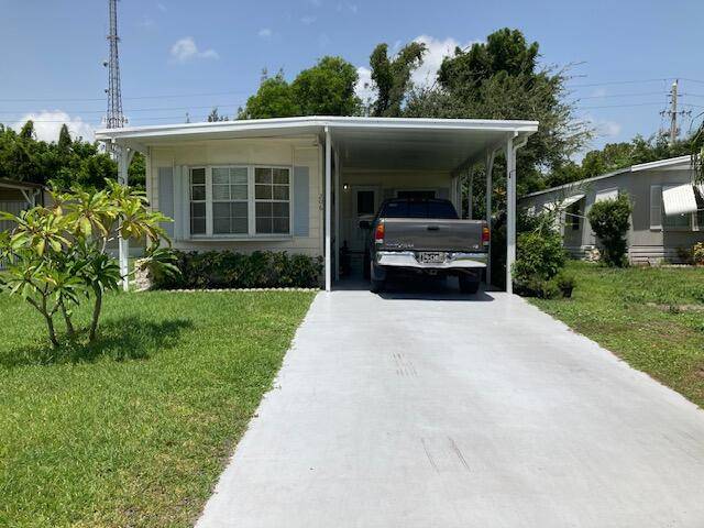 Large Home backs onto the preserveExcellent conditionUnbranded Virtual Tour https www.