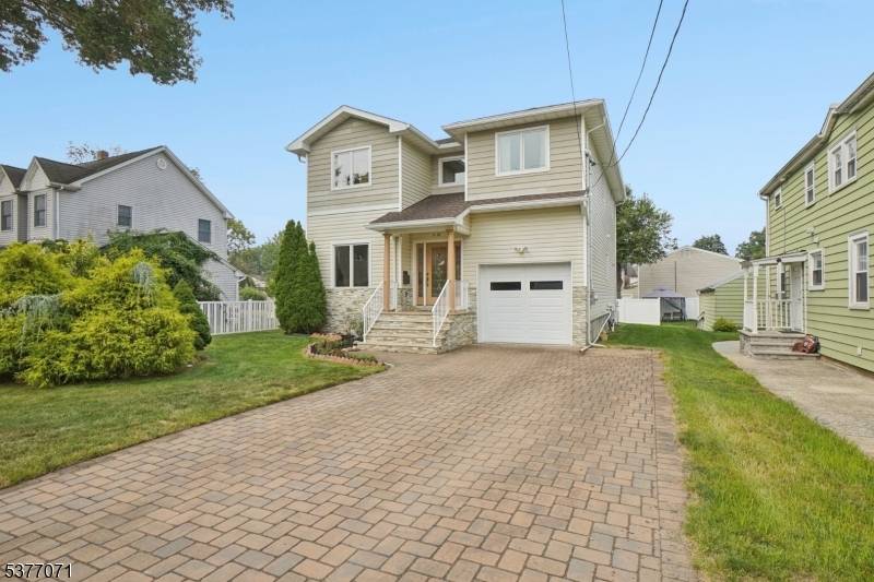 Welcome to this classic Side Hall Colonial located in the highly sought after community of Fair Lawn.