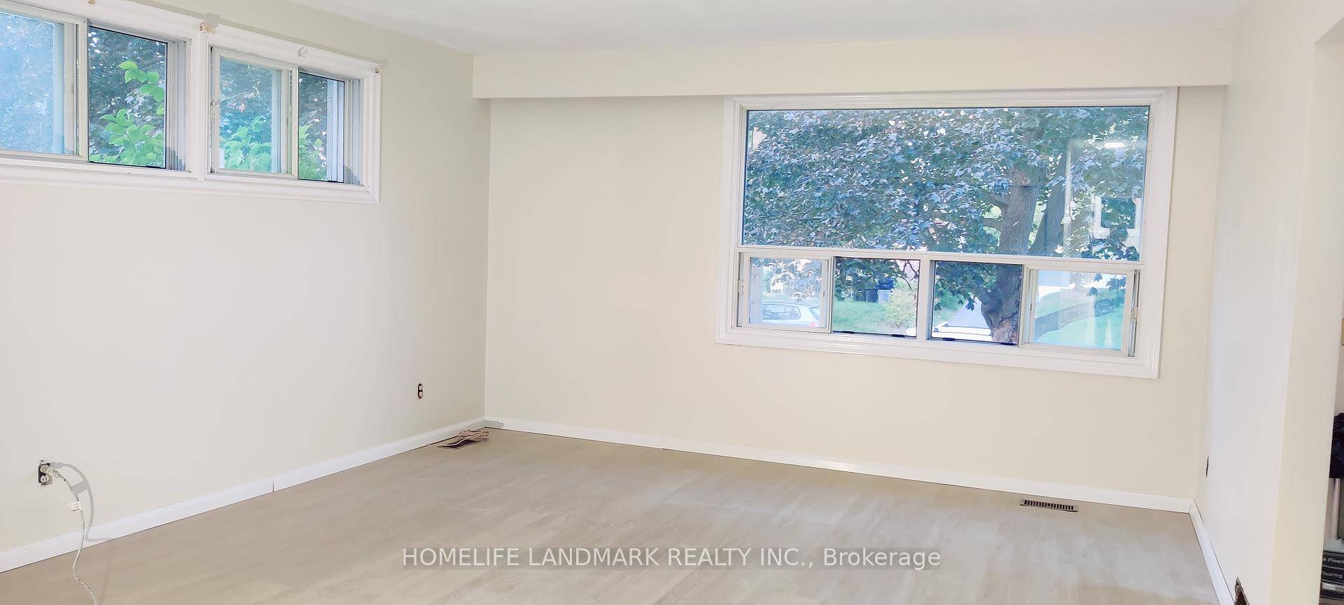 Affordable 3 bedroom main floor unit in a detached house conveniently located in Kennedy Finch area.