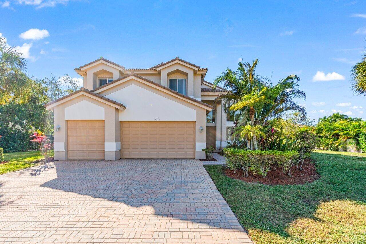 LANDLORD OFFERING One 1 Free month with a Six 6 month rental term for any LA Fire Victims who have been displaced due to the fires This spacious 5 bedroom, ...
