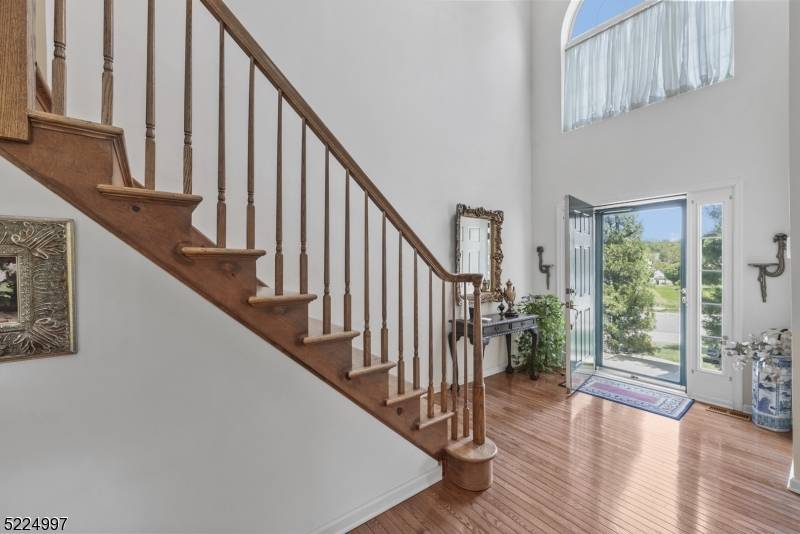 Meticulously maintained 4 bedroom home Located in the much desirable Yorkshire Woods, Gleaming hardwood floor throughout the whole house !