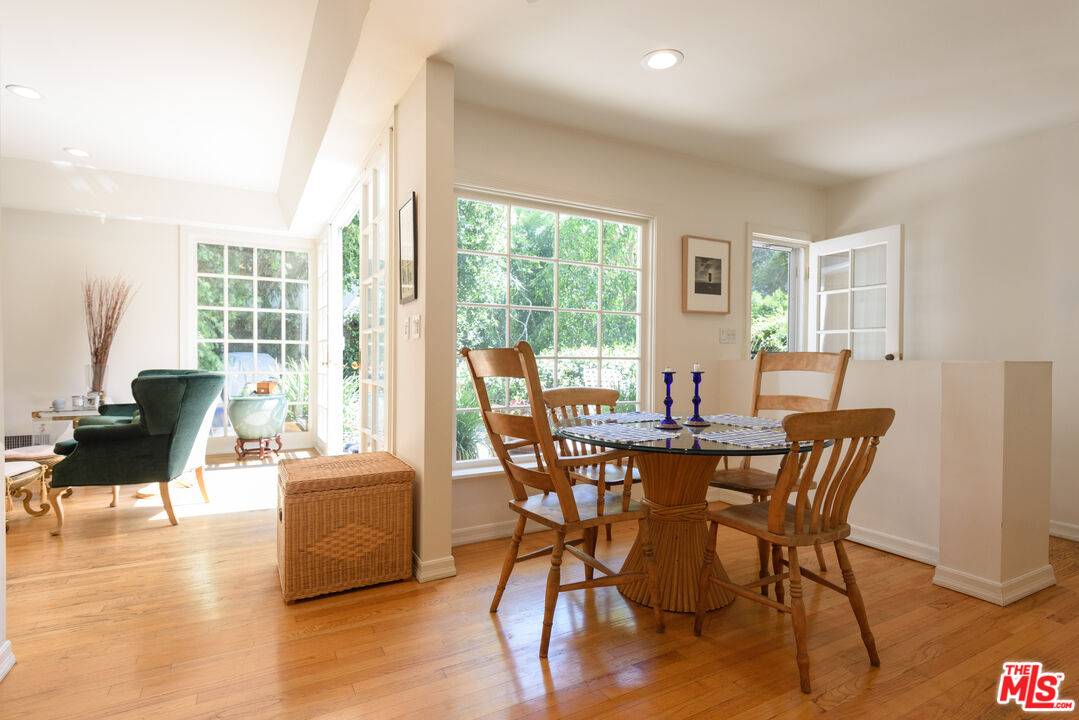 1833 Courtney Ave 3BR Hollywood Hills East La
