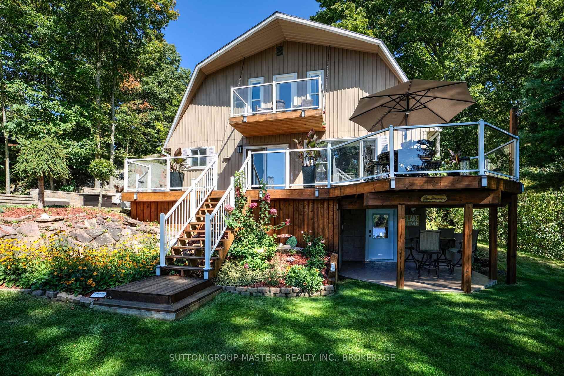 Offering his beautiful waterfront home on Whitefish Lake, situated on the Rideau Waterway System a UNESCO World Heritage Site.