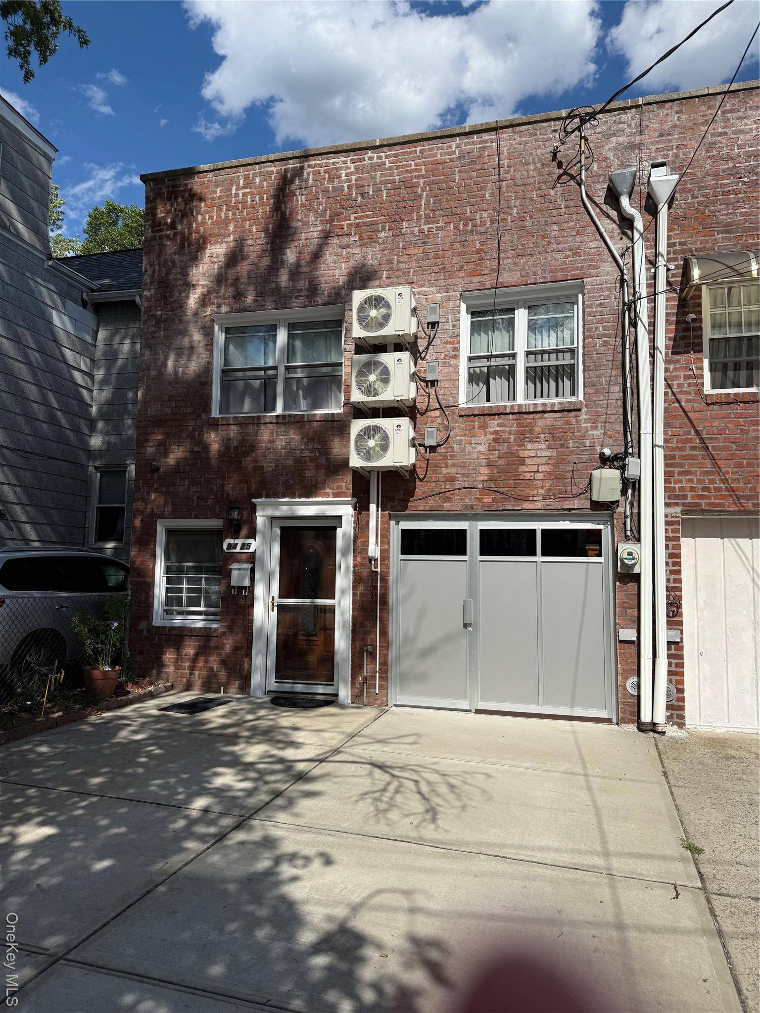 Welcome to this well maintained home, remodeled 3 years ago, sitting on an extra large 20 x 173 lot, located half a block from Atlantic Avenue, in a quiet block ...